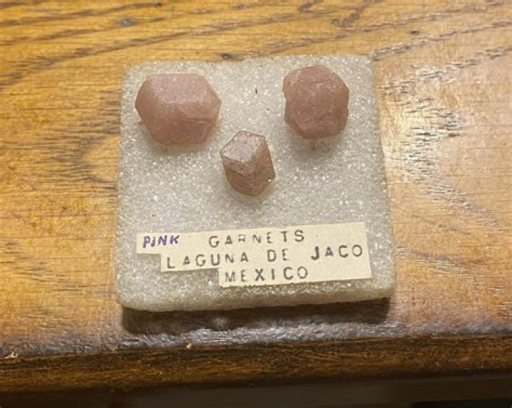 Are pink garnets valuable?