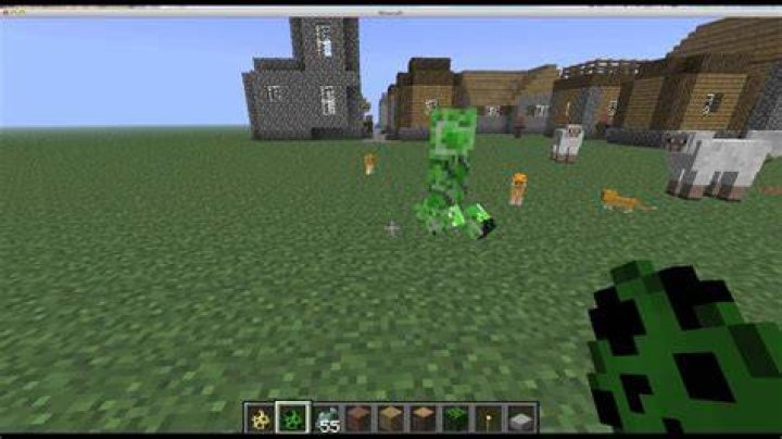 Do cats in Minecraft protect you from Creepers?
