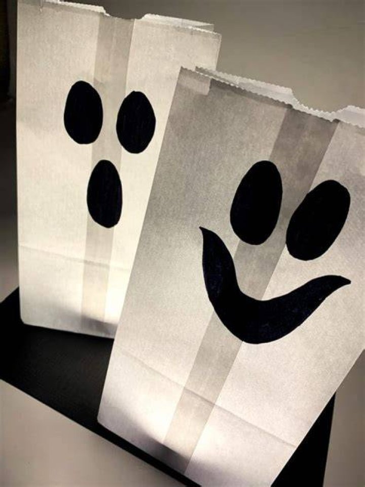 How do you make a luminary paper bag for Halloween?