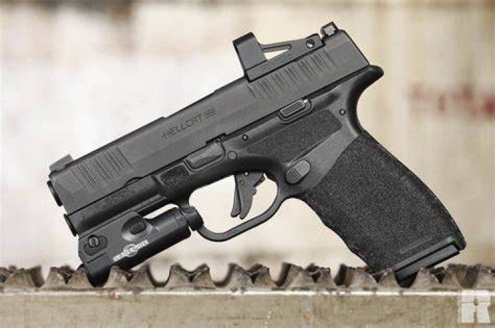 Is the Hellcat hard to shoot?
