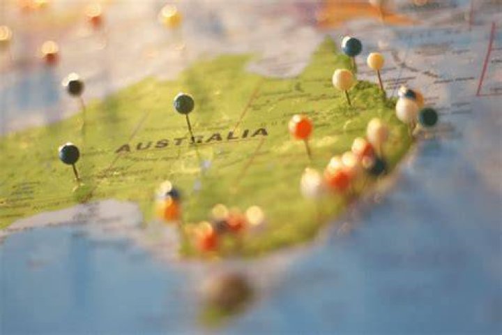 Should I move to Australia from Canada?