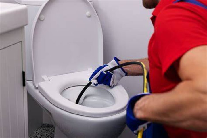 What can I use instead of a plunger?