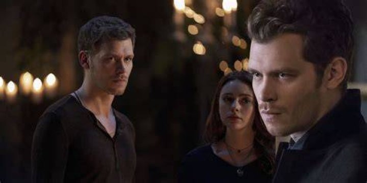 What episode does Klaus come back?