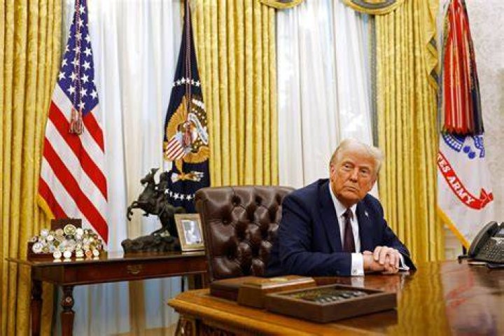 What happened to Callie in The Oval?