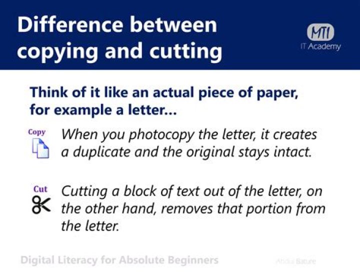 What is difference between cut and copy?