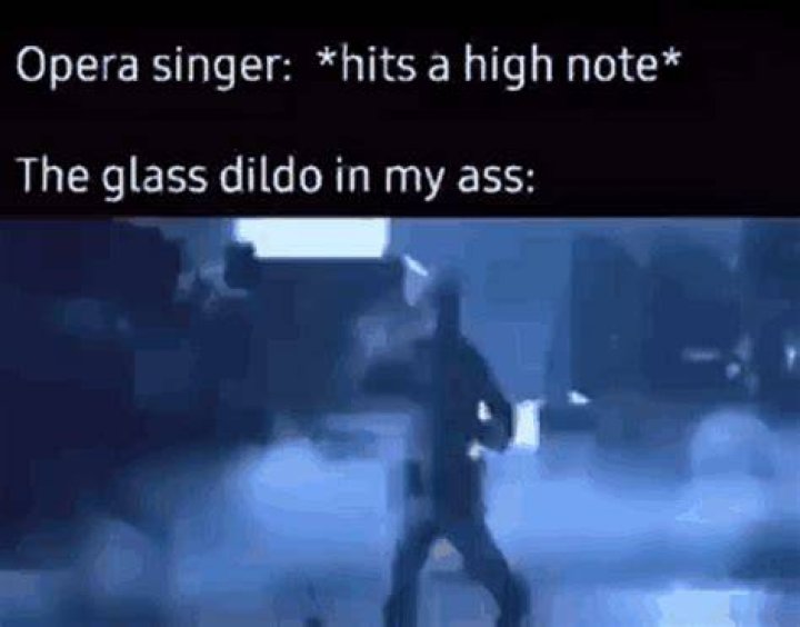 Whats it called when a singer hits a high note?