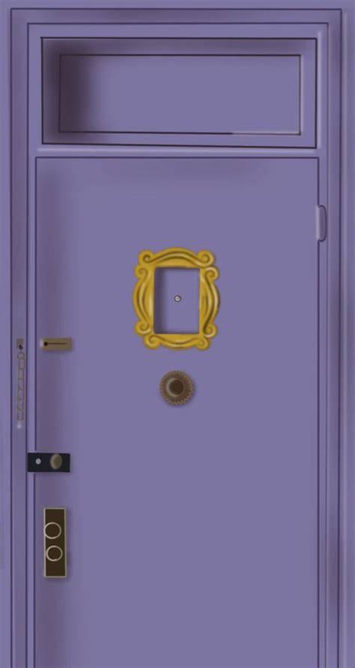 Who has a purple door in Friends?