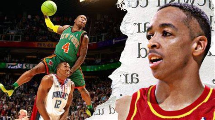 Who is the shortest female to dunk?